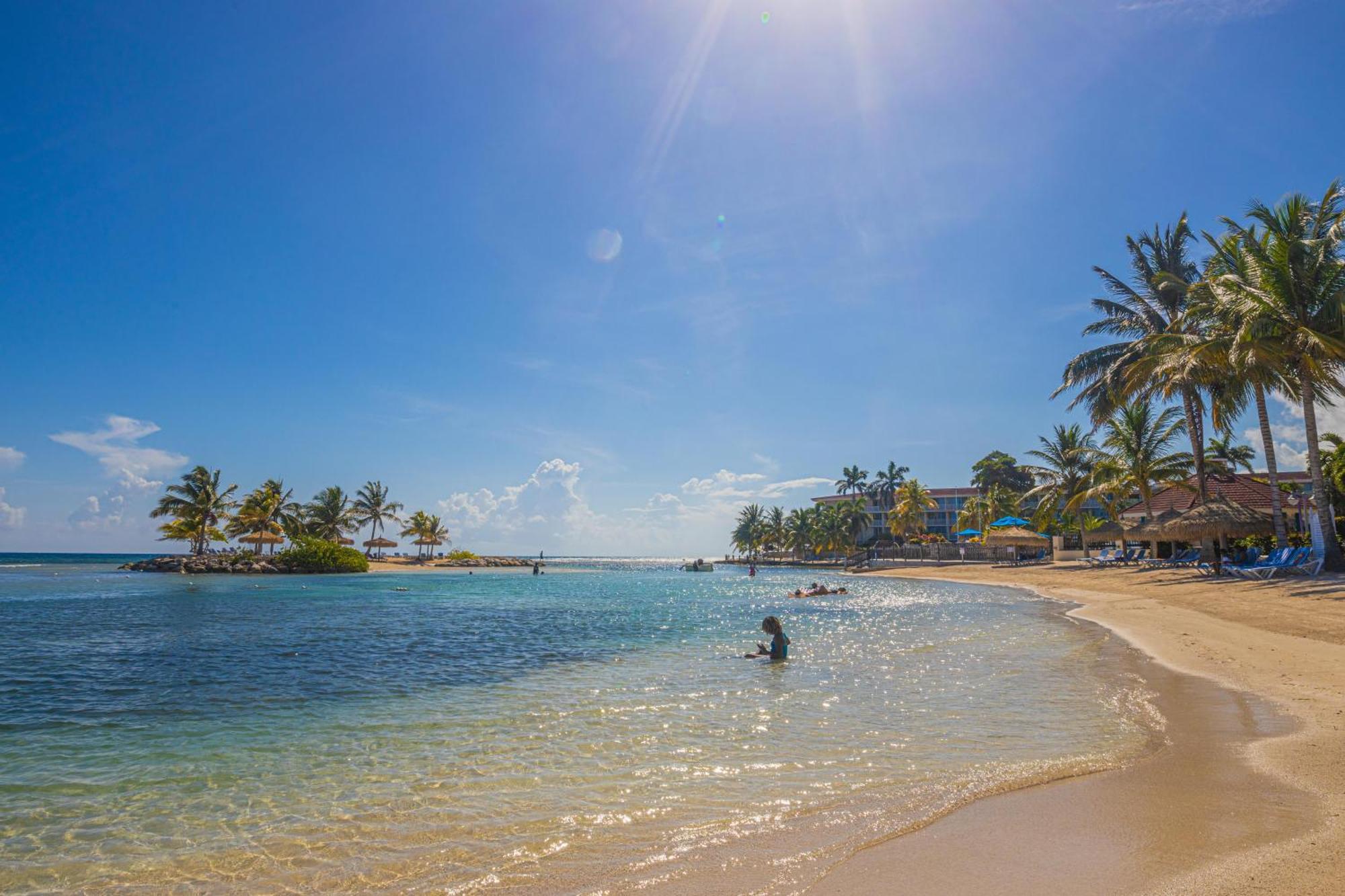 Catalonia Montego Bay Hotel Exterior photo