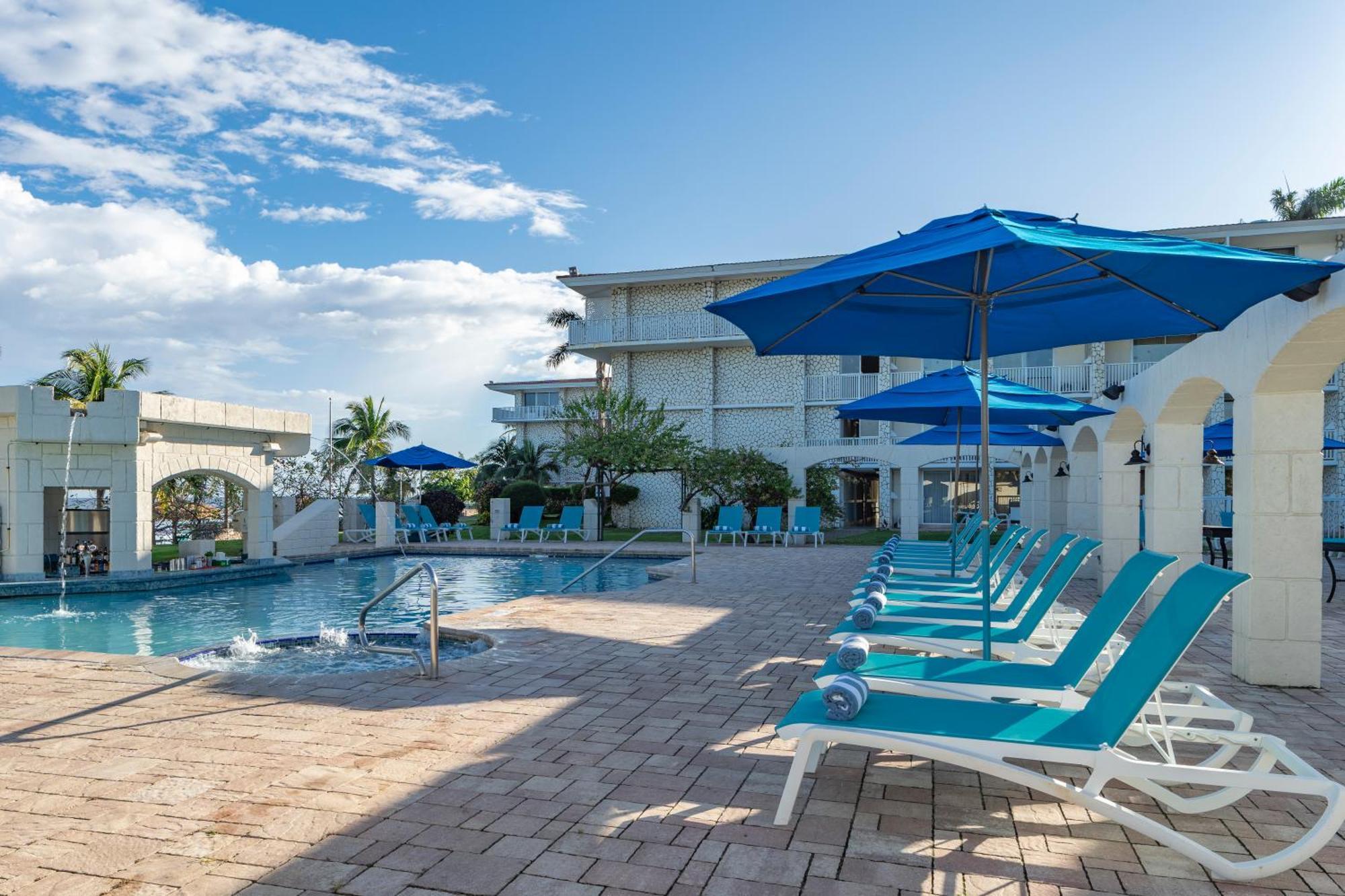 Catalonia Montego Bay Hotel Exterior photo