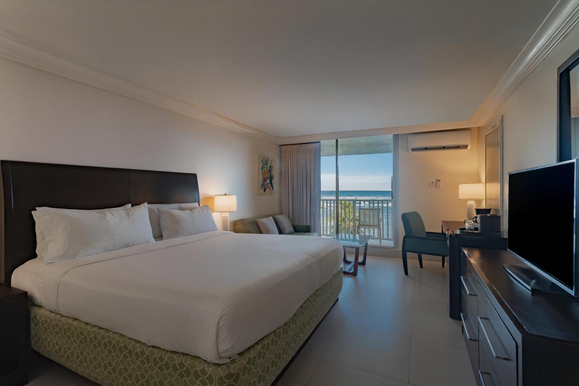 Catalonia Montego Bay Hotel Exterior photo