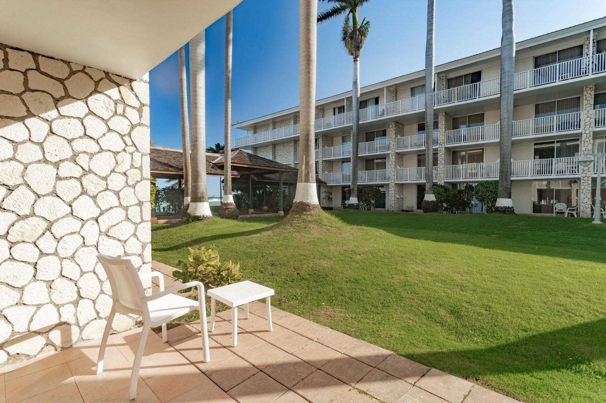 Catalonia Montego Bay Hotel Exterior photo