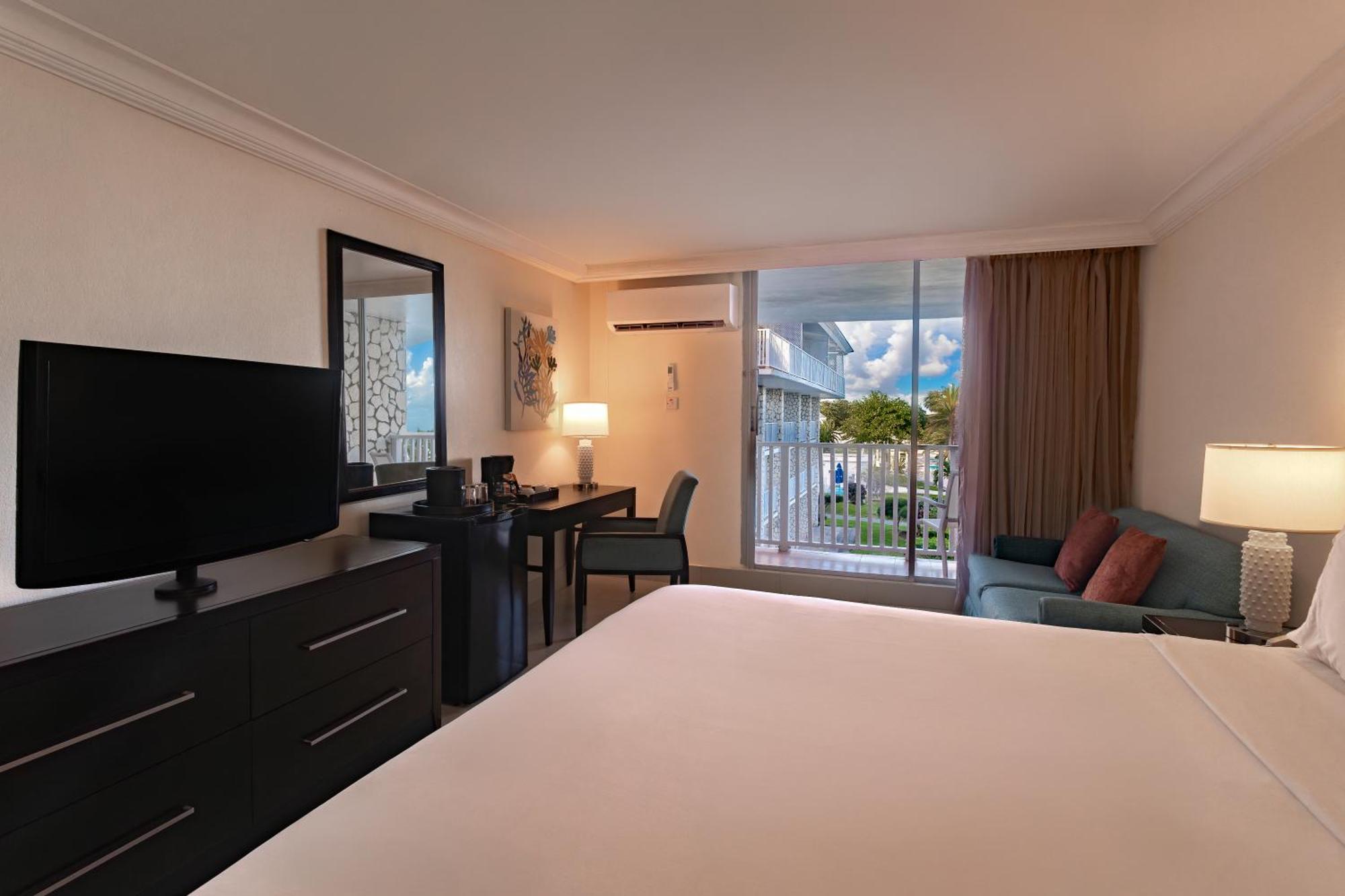Catalonia Montego Bay Hotel Exterior photo